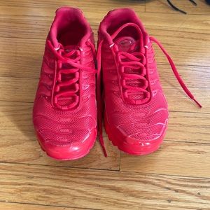 Red Nike Air Max size 7